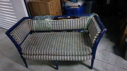 Antique settle needs rehab