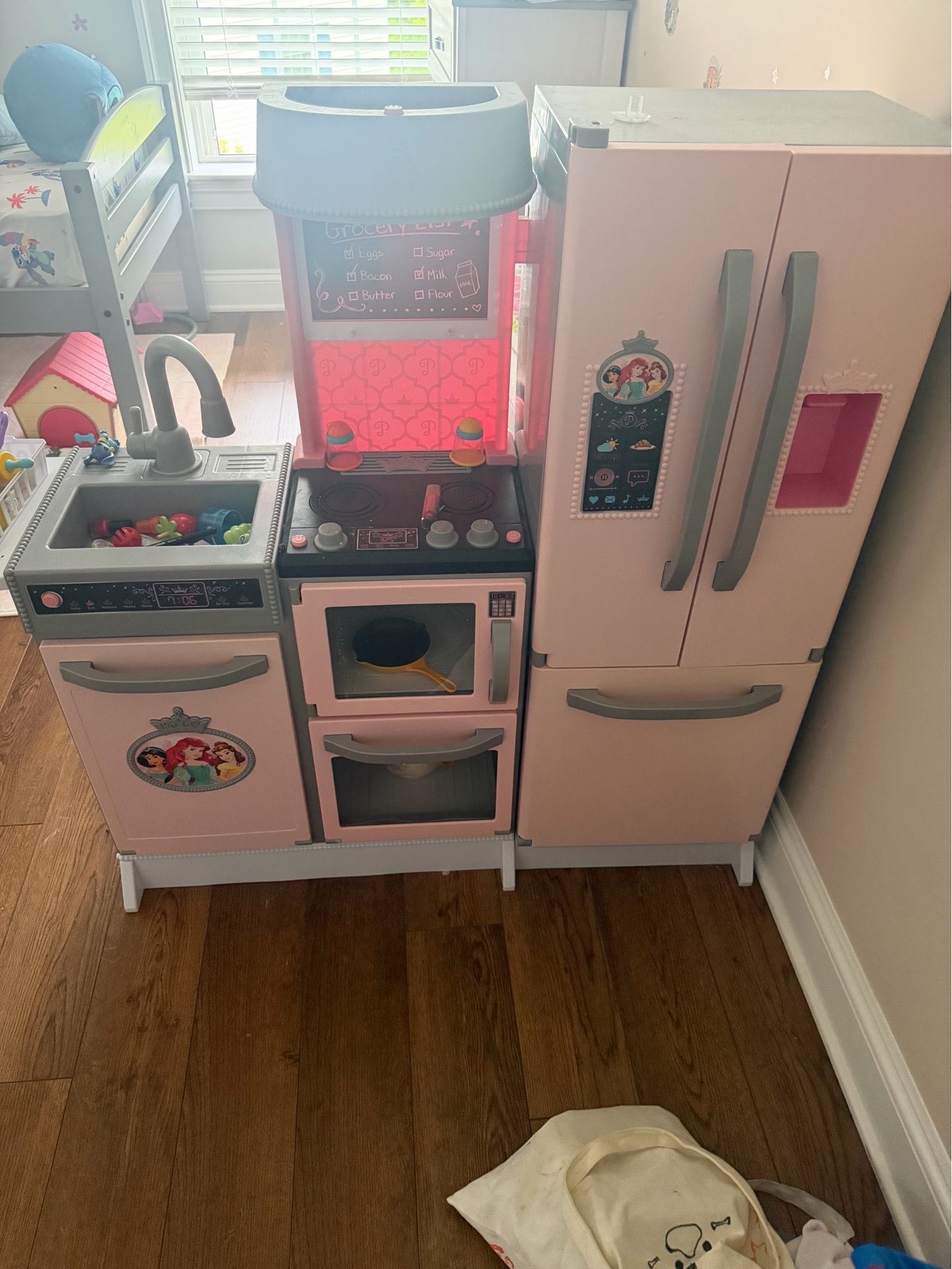 Disney kitchen set