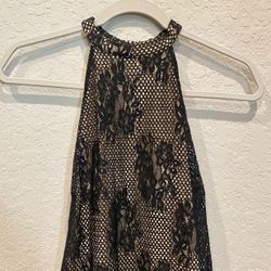 Black Lace Floral Top(M) 