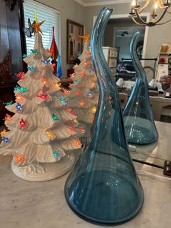 Global Views Curvature Tall Blue Vase 