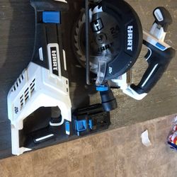 Battery Powered Circular Saw & Saw Saw 