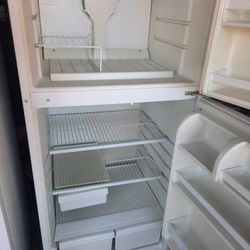 Whirlpool Refrigerator 
