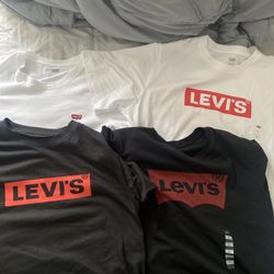 Levi’s Shirts 