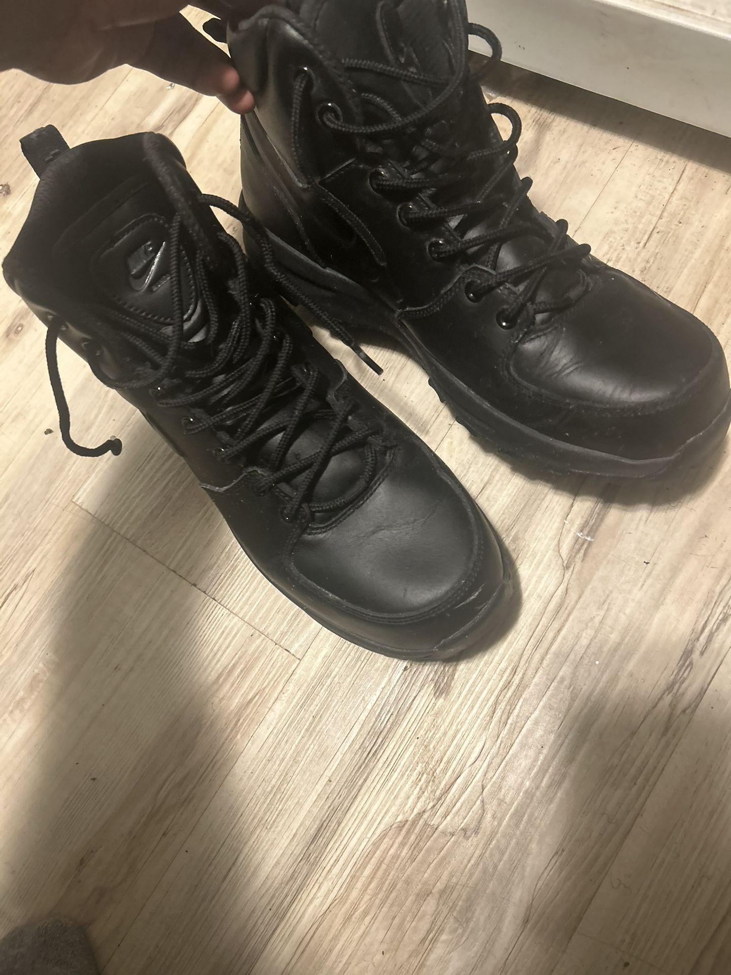 acg boots