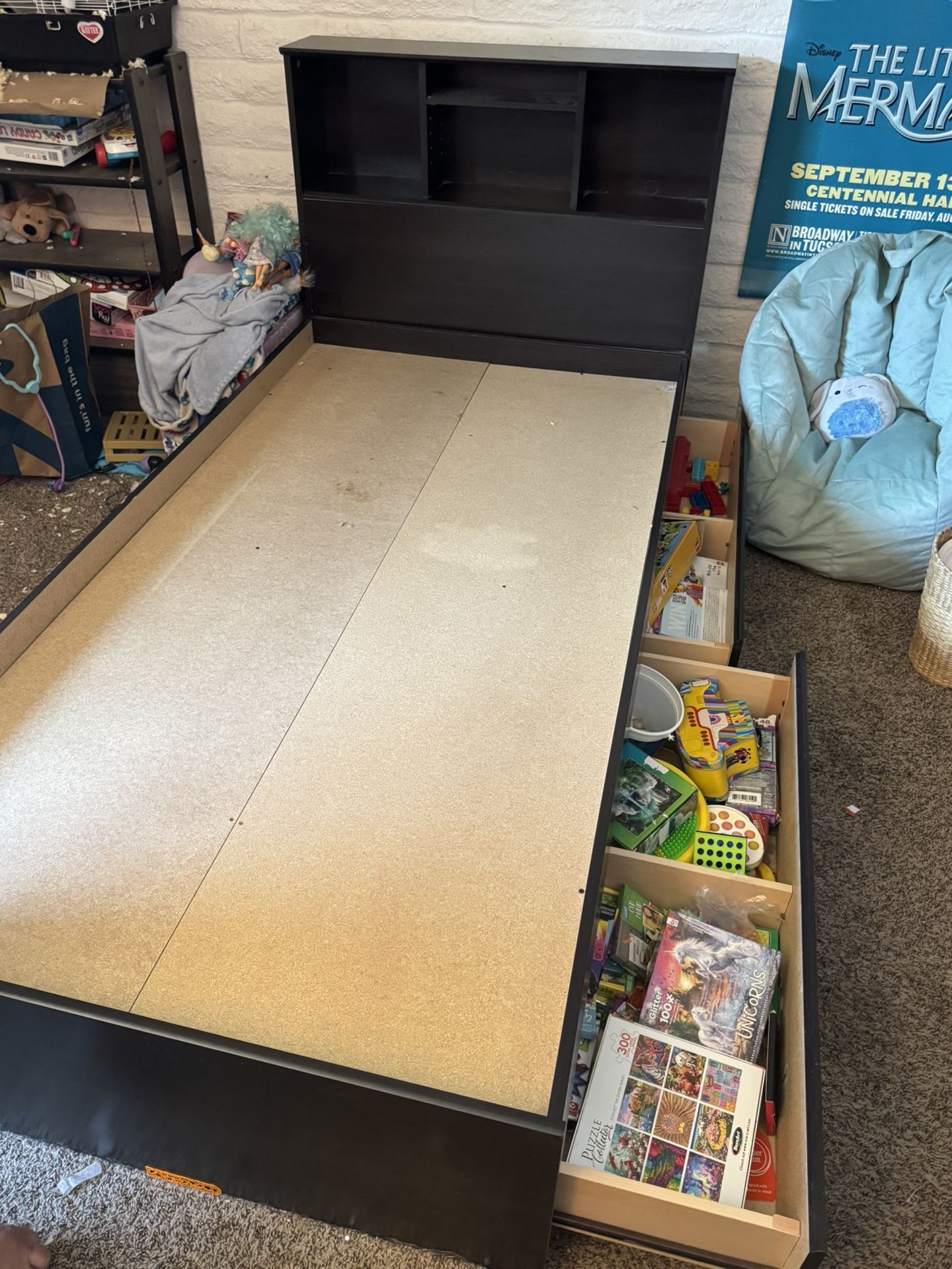 Twin Bed With Bookcase Headboard And Storage Drawers