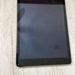iPad Looked To Owner A1822