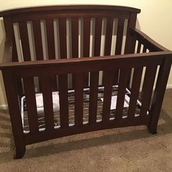 Baby Crib Convertible To Youth Bed