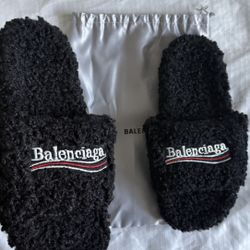 Balenciaga Slides