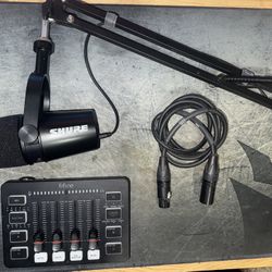 Shure MV7 W/ Mic Arm - Fifine RGB SC3 Audio Mixer