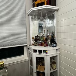 Corner Bar Unit 