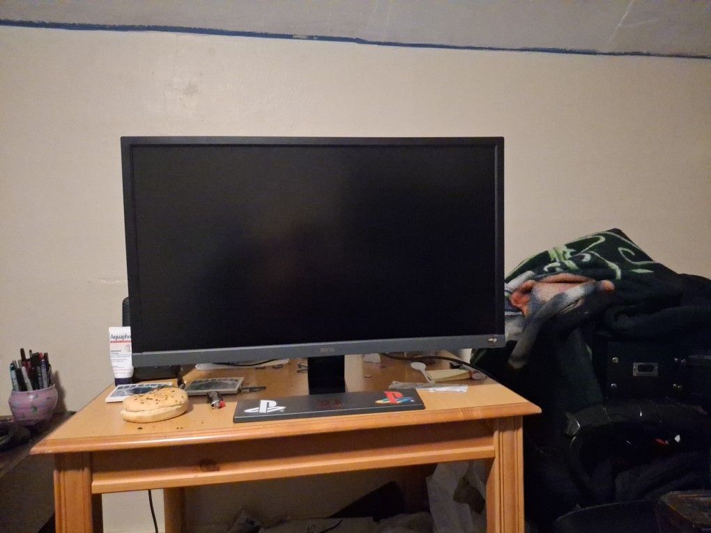 BenQ 4k Monitor. 28in.