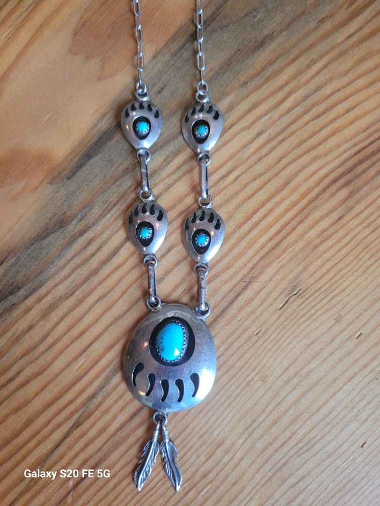 Beautiful Turquoise Vintage Necklace