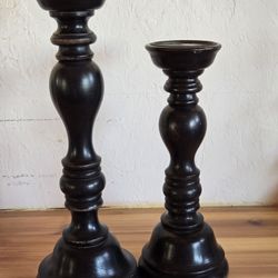 2 Candle Holders 