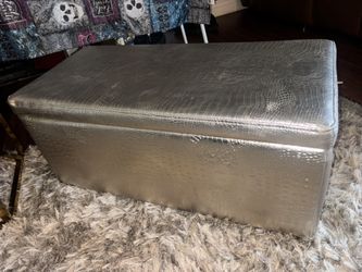 Silver Gator 🐊 Style Ottoman 