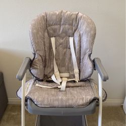 Graco Slim Snacker 2 In 1 High Chair