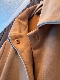 Alice Blue women’s long belted coat in a camel/tan neutral color, size Medium.
