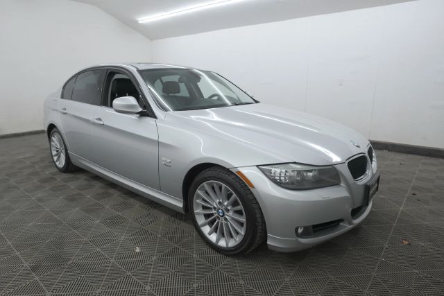 2011 BMW 3-Series