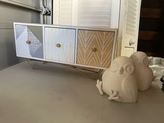 Desk Top Drawers/Cabinet and Owl Book Ends: office home business