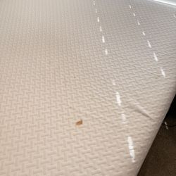 Twin Size Mattress & Bed Frame – Clean, Comfortable, Gently Used
