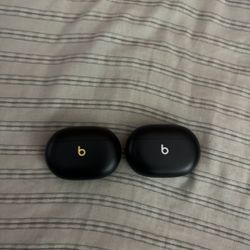 Beats earbuds