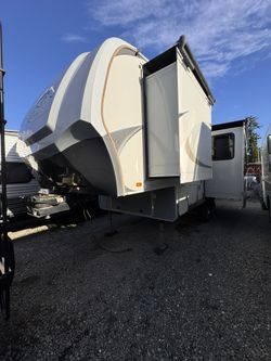 2010 Open Range Fifth Wheel