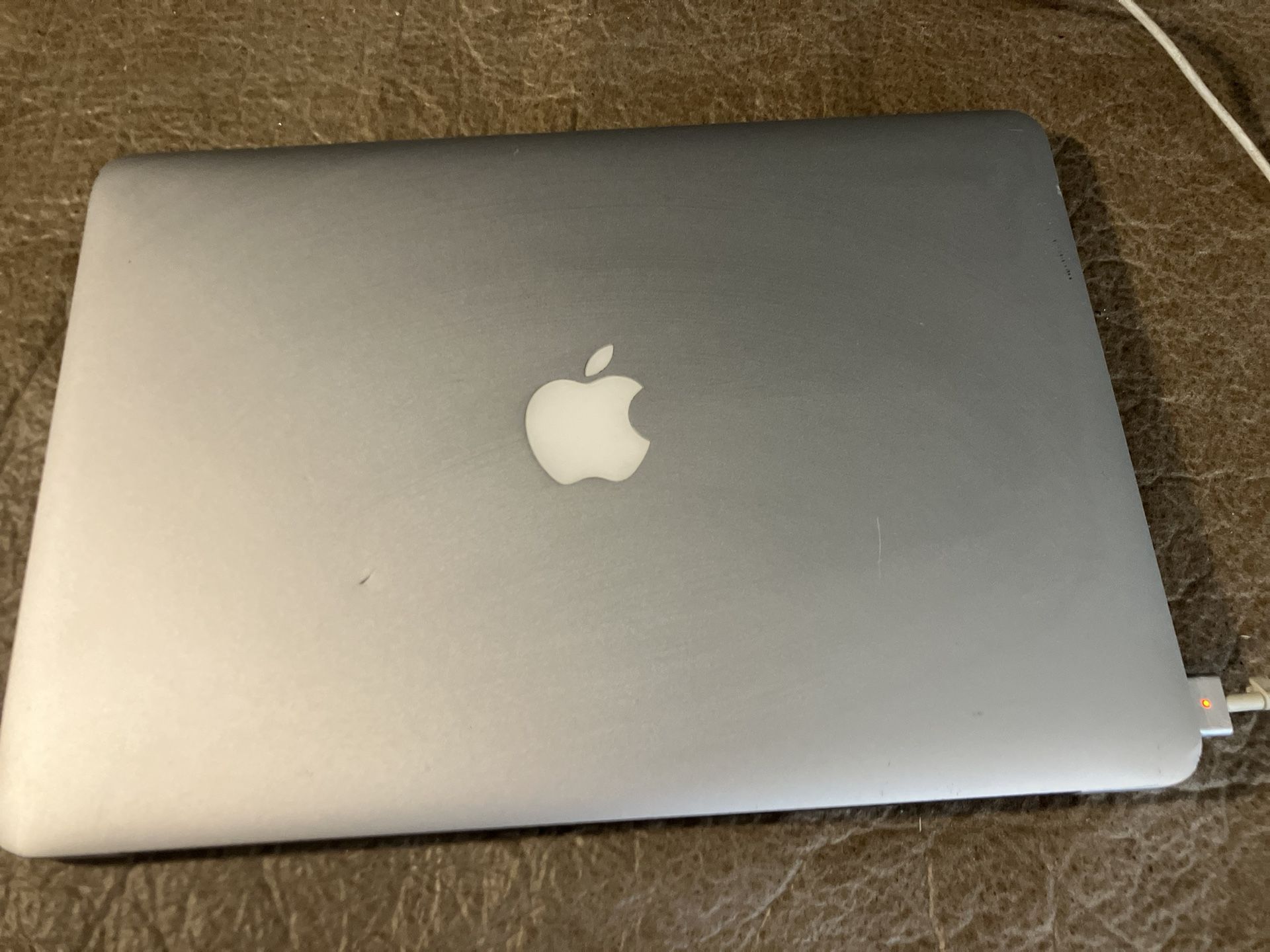 MACBOOK AIR NEEDS BATTERY REPLACEMENT