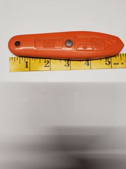 Hyde Retractable Box Cutter
