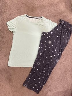 Women’s Sonoma Star & Moon Pjs Set Size XL