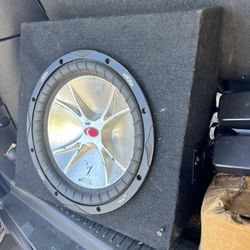 $45! Kicker Single Box / Good! 👌🏽 10”