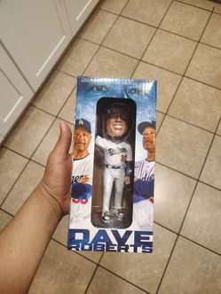 Dave Roberts bobble head