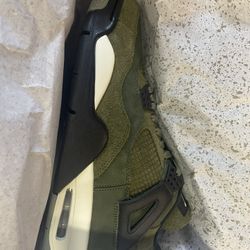 Jordan 4 Retro SE Craft Medium Olive brand new just dropped great for the holiday season . check out my other items many other shoes available. 
