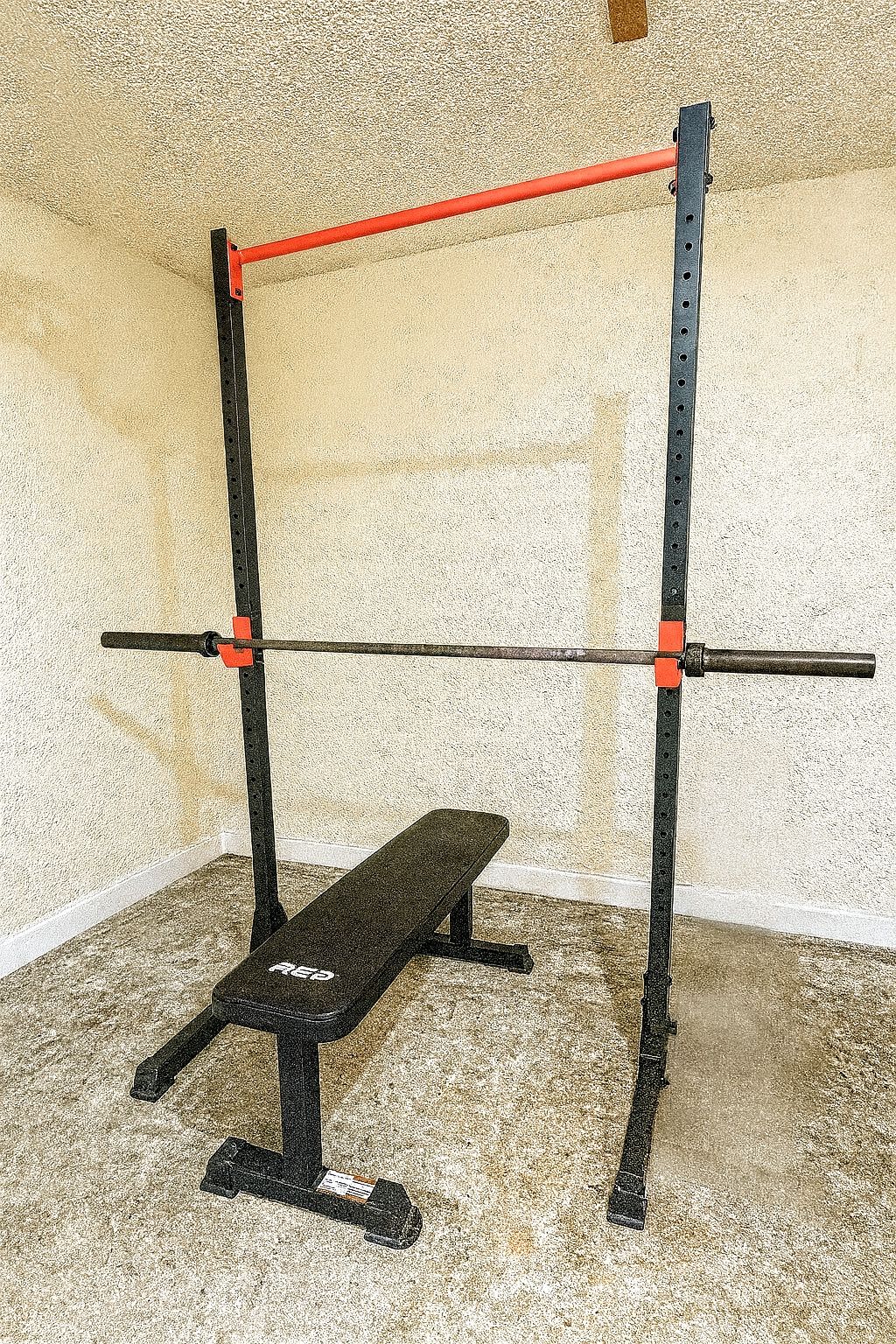 🏋️ Power Rack + Barbell + REP Flat Bench – Great Condition 