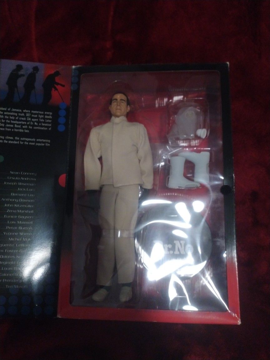 Dr. No Collectible Figure