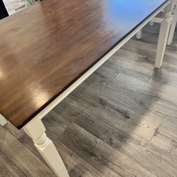 Table Signature Design By Ashley 