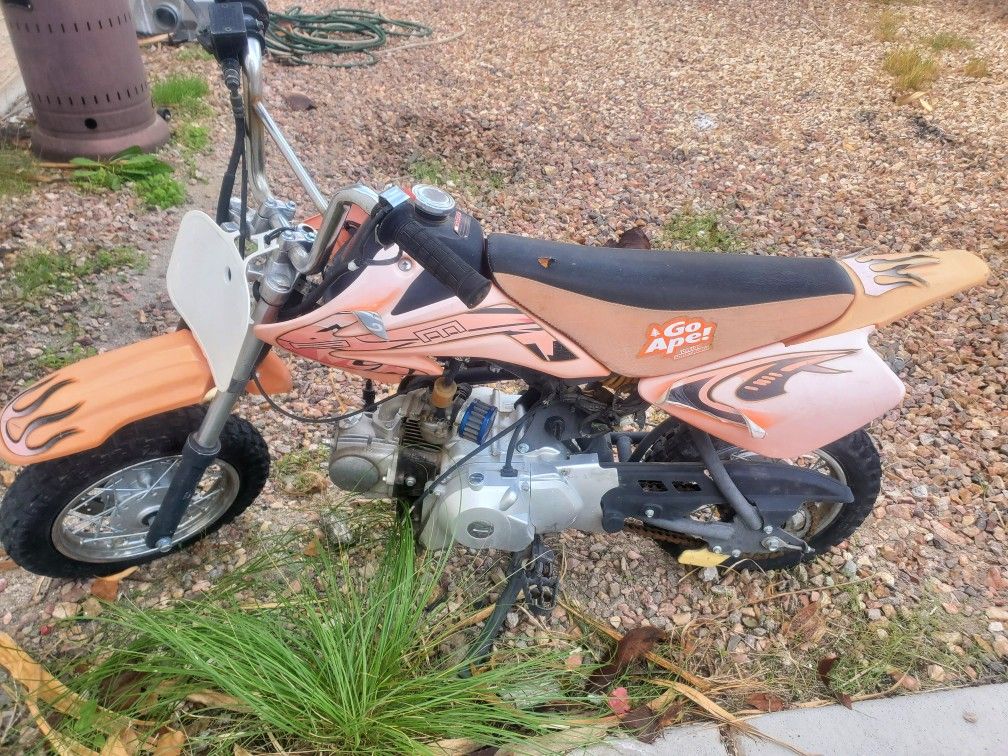 2007 Orange Motorcycle 107cc