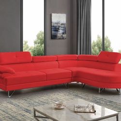 2PC Curve Leather Sectional w/adjustable headrest 