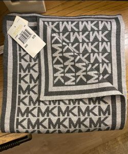Michael Kors Scarf 