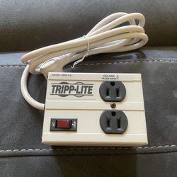 Tripp Lite ISOBAR2-6 2-Outlet Surge Protector 6FT Cable 120VAC 12A IBAR 2-6