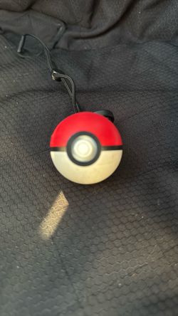 Poke Ball Plus