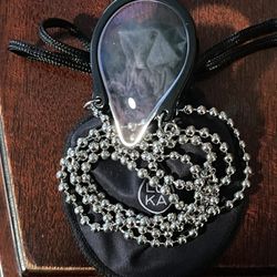 Stylish Magnifier With Necklace & Cloth Case