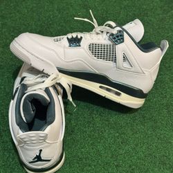 *Brand New* Jordan 4 Oxidized Green Size 9