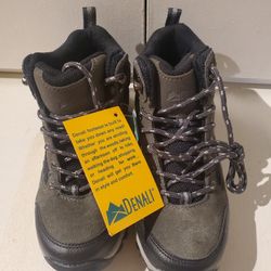 Kids Hiking Boots