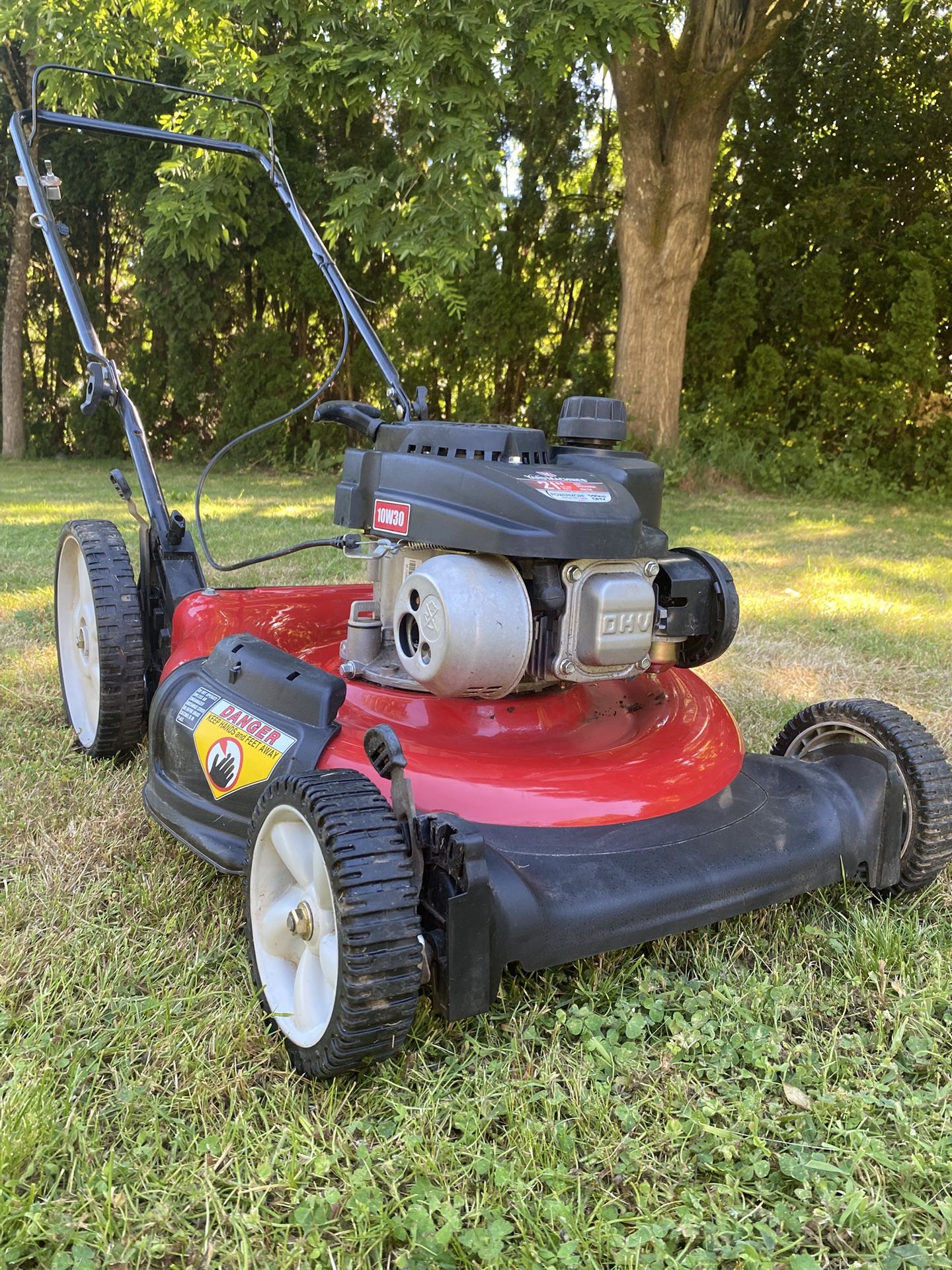 Yard Machine 21” Push Lawn Mower