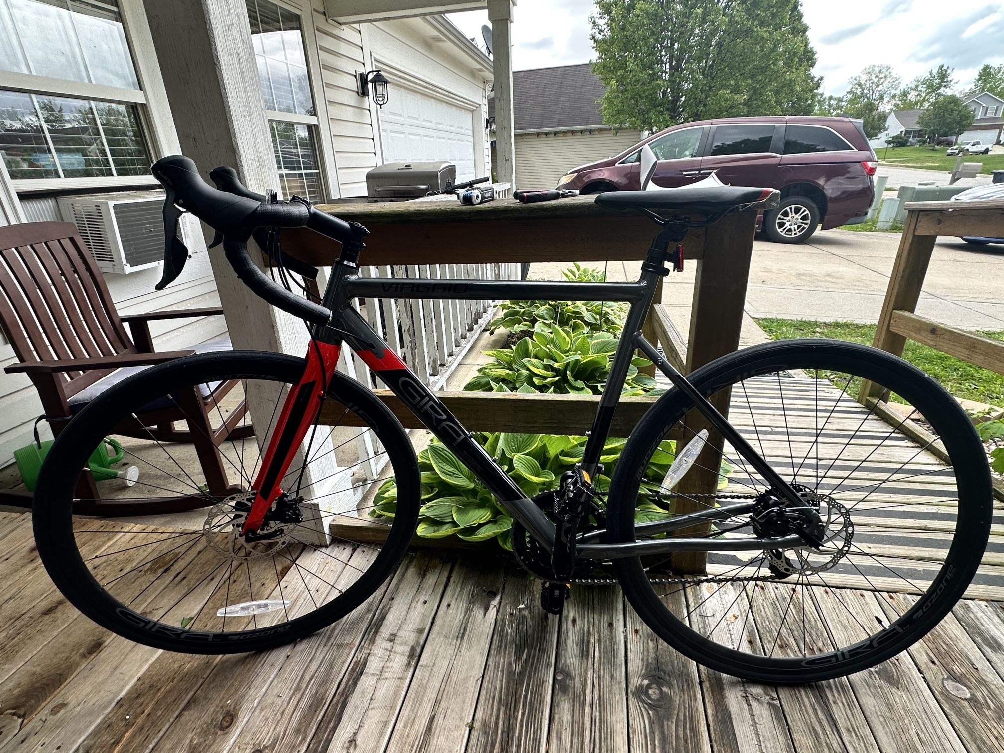 Ozone 500 Gira Men's Viaggio 700C Road Bike