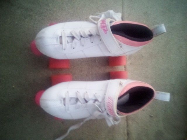 Bullet Chicago Skates Size 10