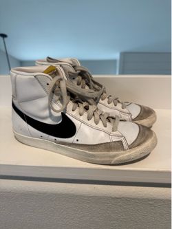 Women’s Nike high top  size 8.5