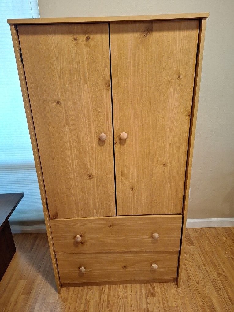 Media/Storage Cabinet/Armoire-$40