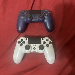 2 PlayStation 4 DualShock  Controllers 