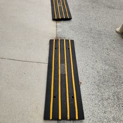 Vevor Rubber Curb Ramps (Set Of 2)