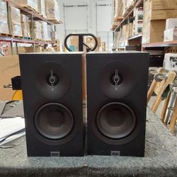 Elac DB53-BK Debut Series 3.0 Two Way Compact Bookshelf Speakers (Pair) (Black)